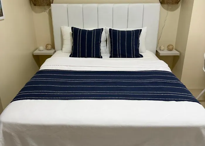 Athenas Nook Mnl شقة